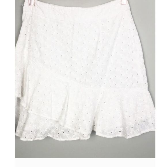 Lilly Pulitzer Sz 14 ALPINNIA White Eyelet Asymmetrical Ruffled Mini Skirt - Picture 3 of 4